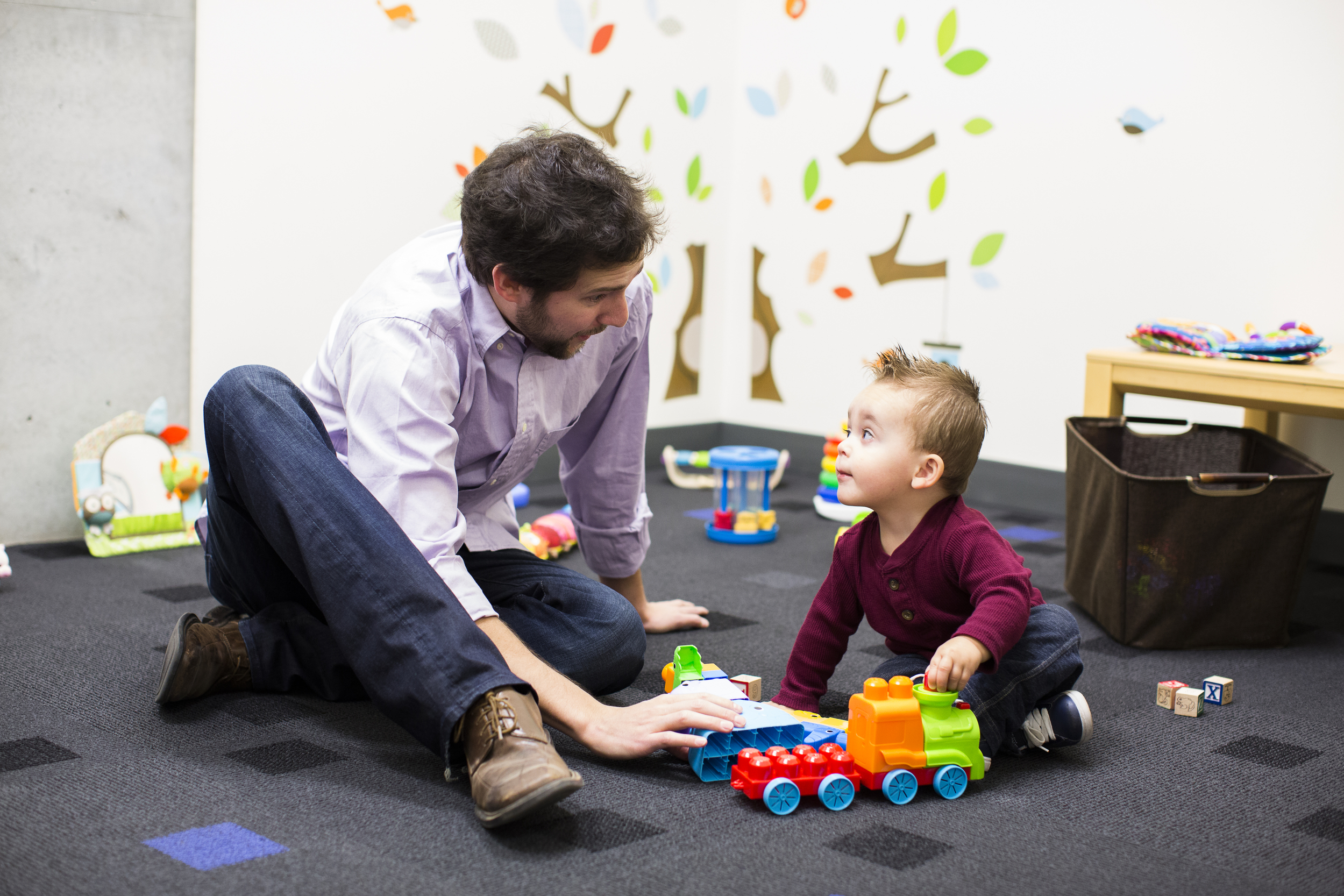 Professor Eric Walle with child psychology subject.